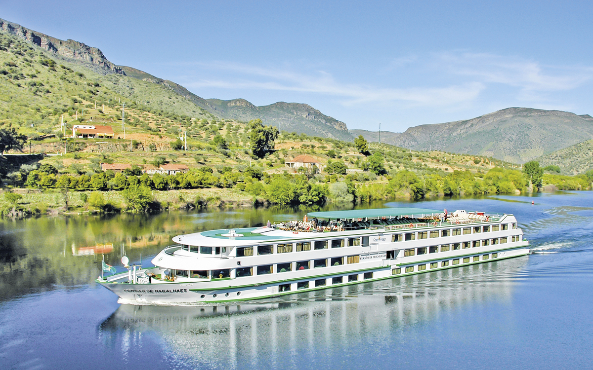 MS Magellan auf dem Douro