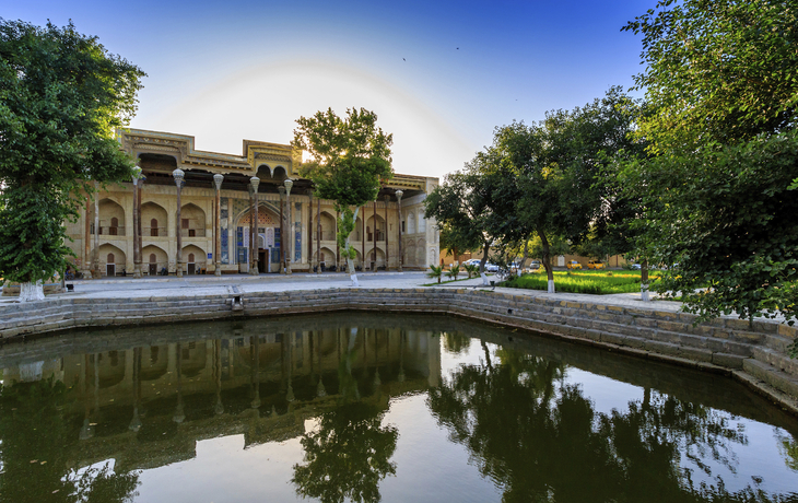 Bolo Hauz-Moschee in Buchara, Usbekistan