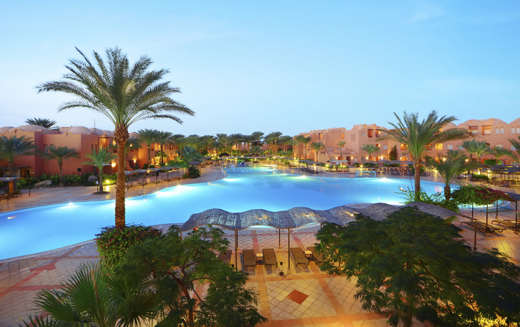 Poolanlage im Jaz Makadi Oasis Resort