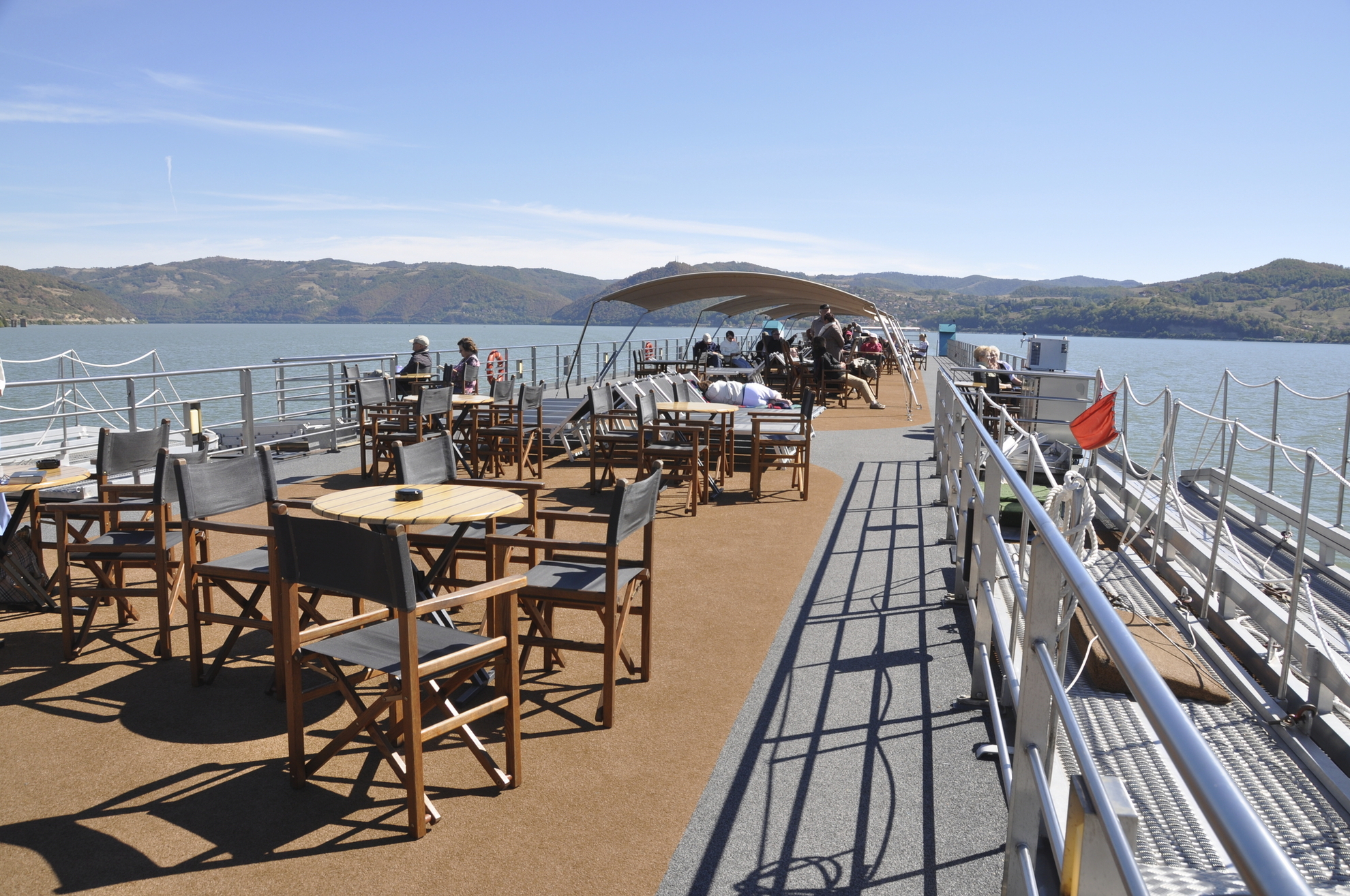 Sonnendeck der MS Gloria