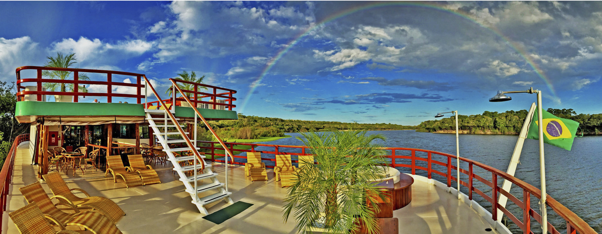 Sonnendeck auf dem Flussschiff Amazon Clipper Premium