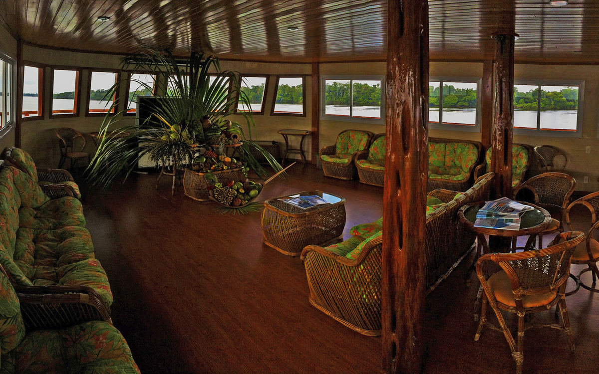 Salon auf dem Flussschiff Amazon Clipper Premium