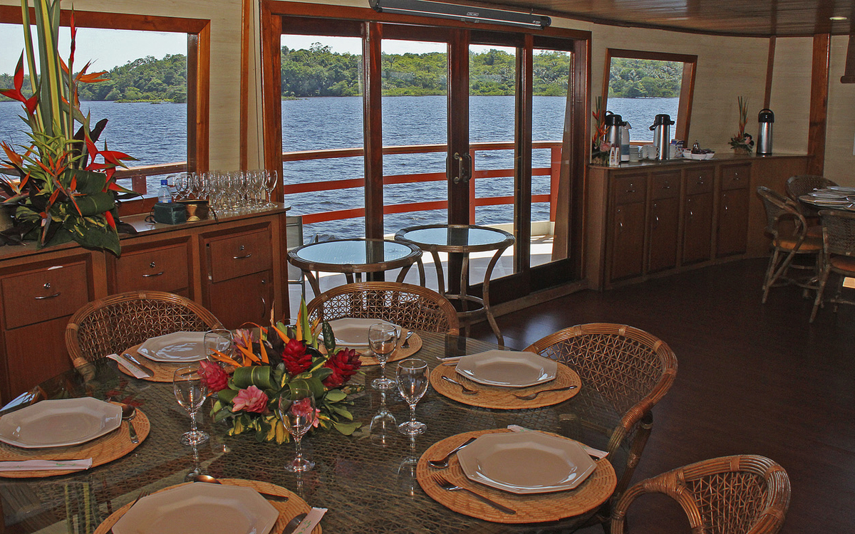 Restaurant auf dem Flussschiff Amazon Clipper Premium