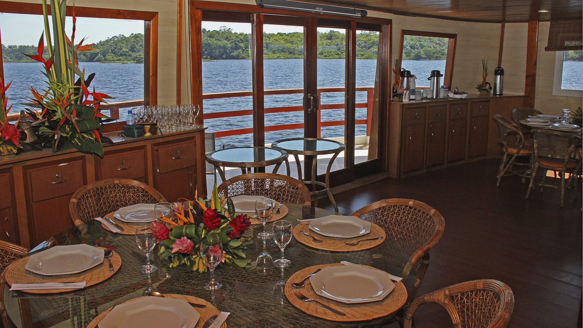 Restaurant auf dem Flussschiff Amazon Clipper Premium