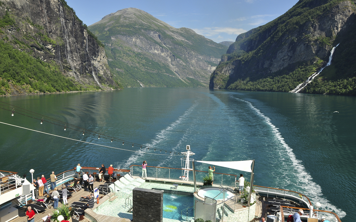 MS Amadea im Geirangerfjord