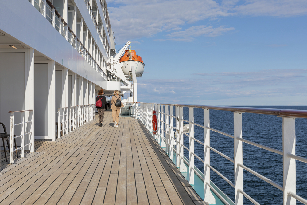 Rundumpromenade, MS Amadea