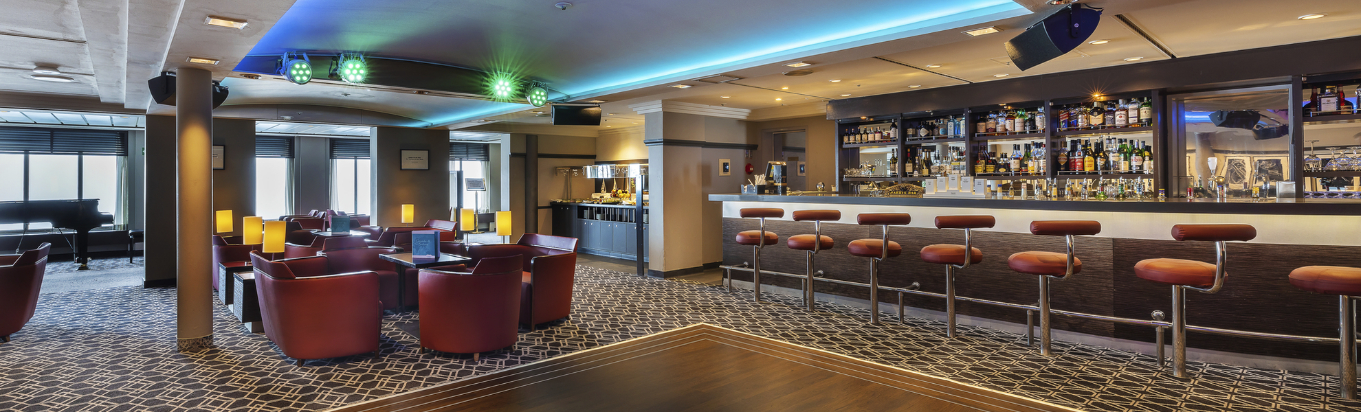 Harry's Bar, MS Amadea