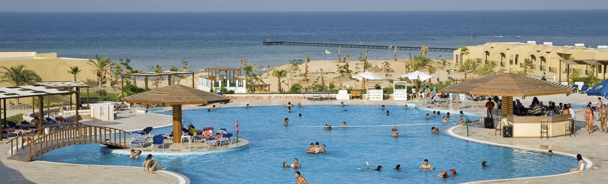 Poolanlage im Three Corners Fayrouz Plaza Beach Resort