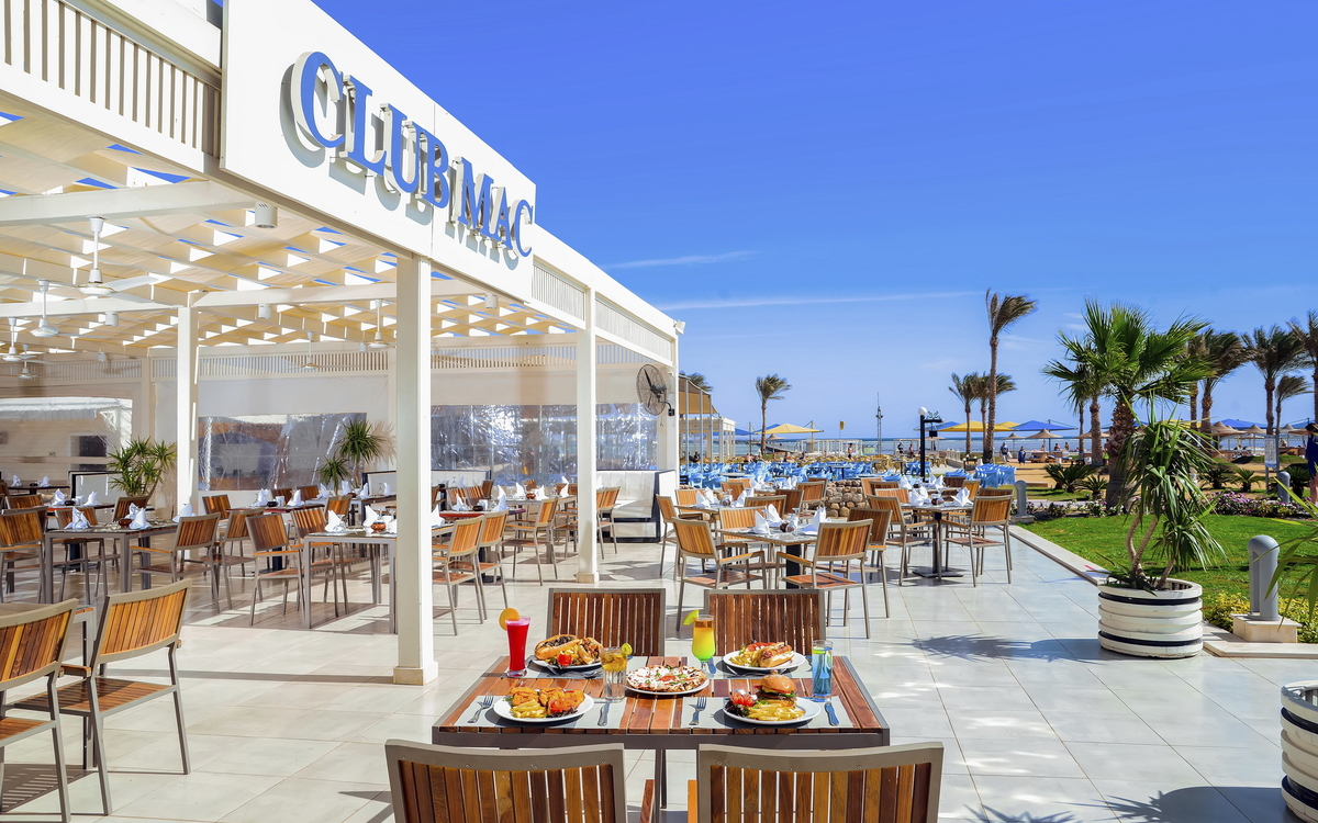 Terrasse im Hotel Royal Albatros Moderna Sharm el-Sheikh, Ägypten