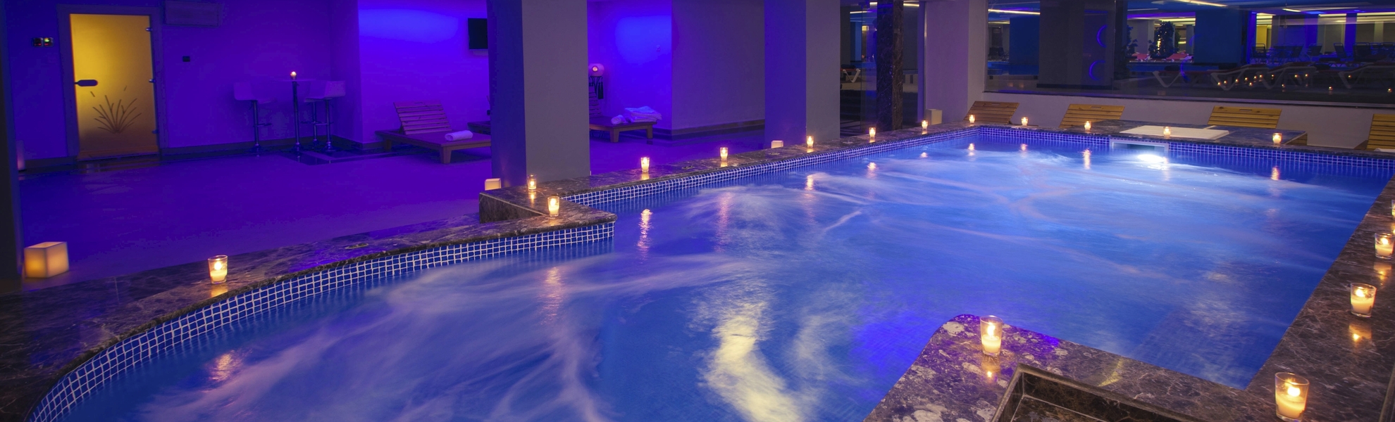 Hallenbad im Savoy Le Grand Hotel Marrakech, Marokko