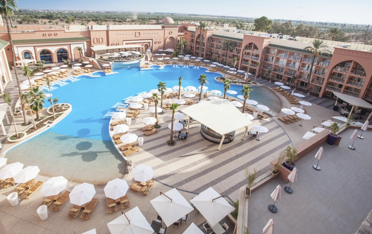 Poolanlage im Savoy Le Grand Hotel Marrakech, Marokko