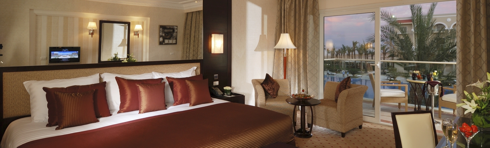 Beispiel Deluxezimmer seitlicher Meerblick, Premier Le Reve Hotel & Spa