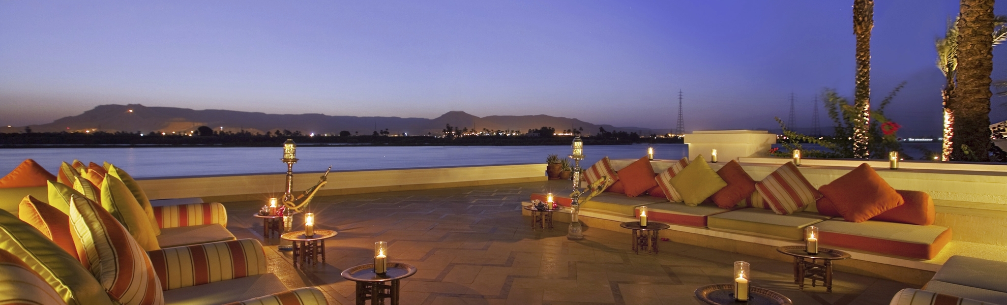 Shishabar und Cafe im Hilton Luxor Resort & Spa in Luxor, Ägypten