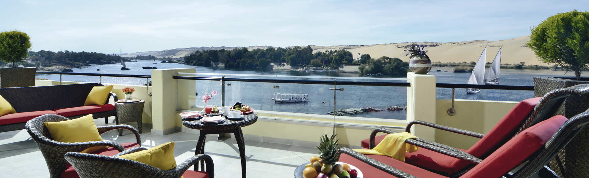 Terrasse, Mövenpick Resort Aswan, Assuan, Ägypten