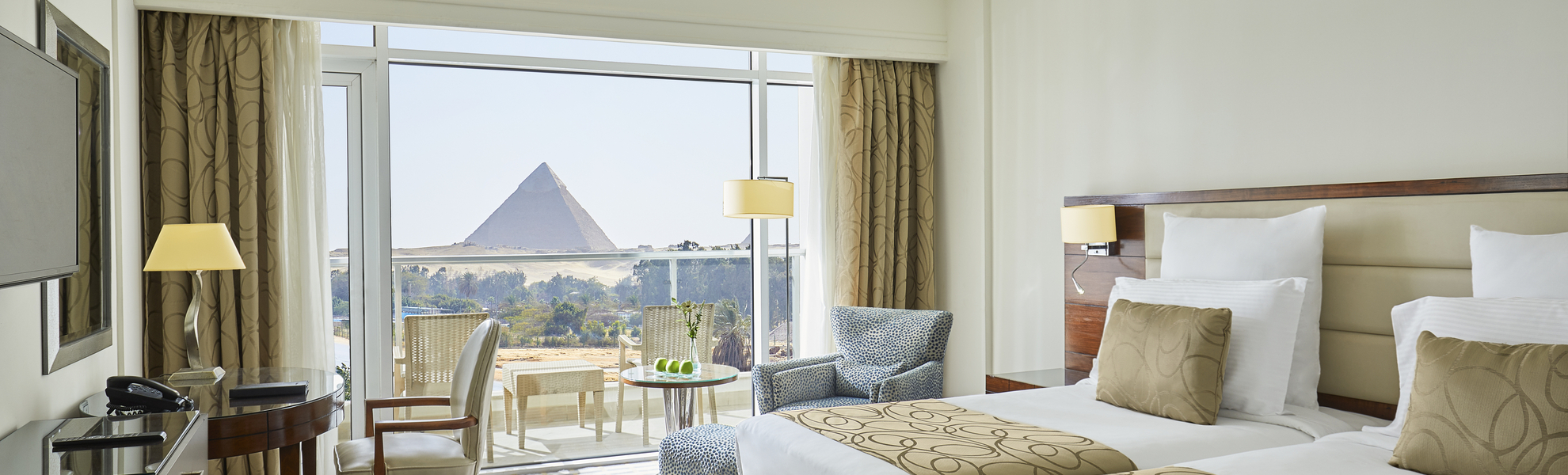 Beispiel Deluxezimmer Pyramidenblick