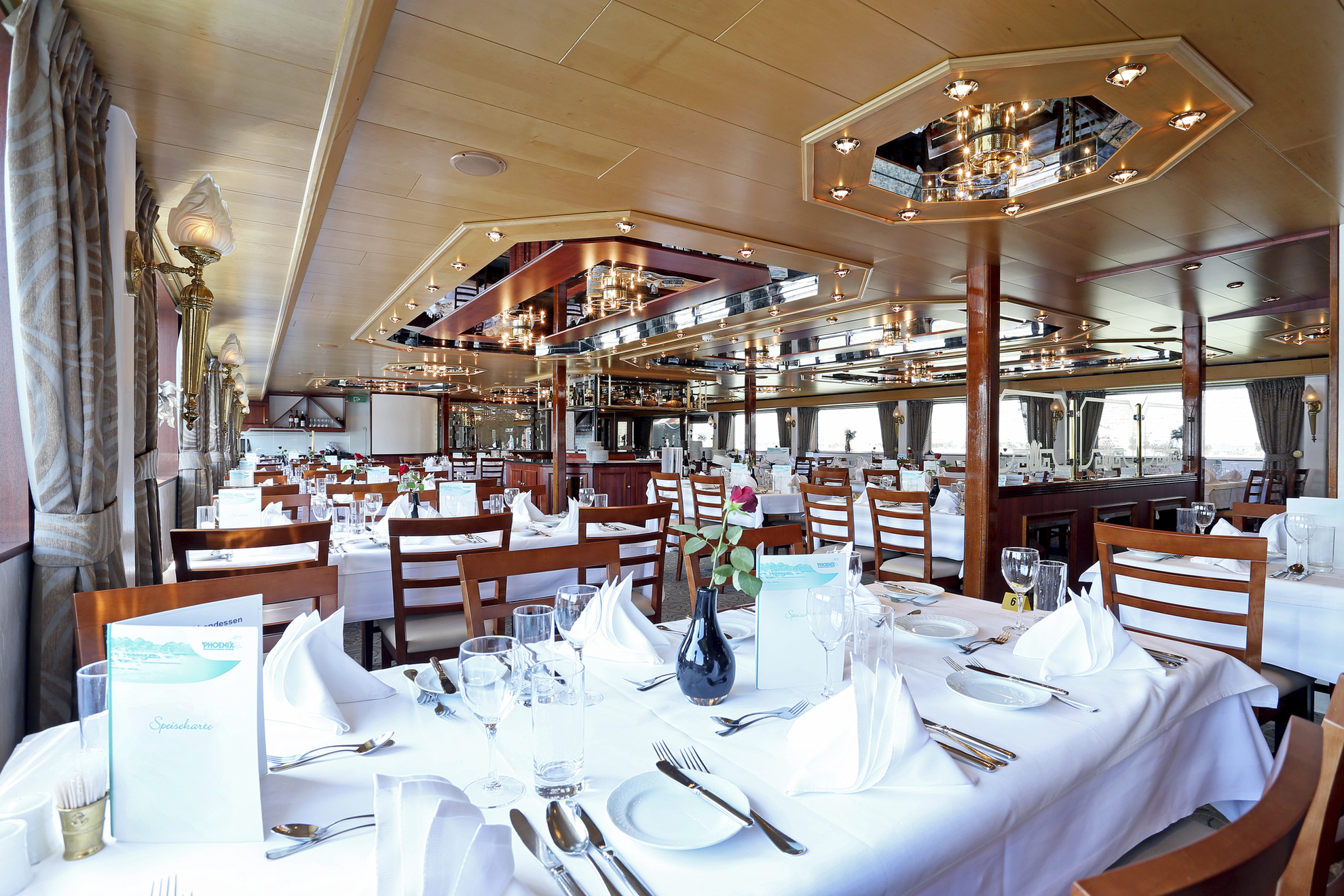 Panorama-Restaurant, MS Switzerland