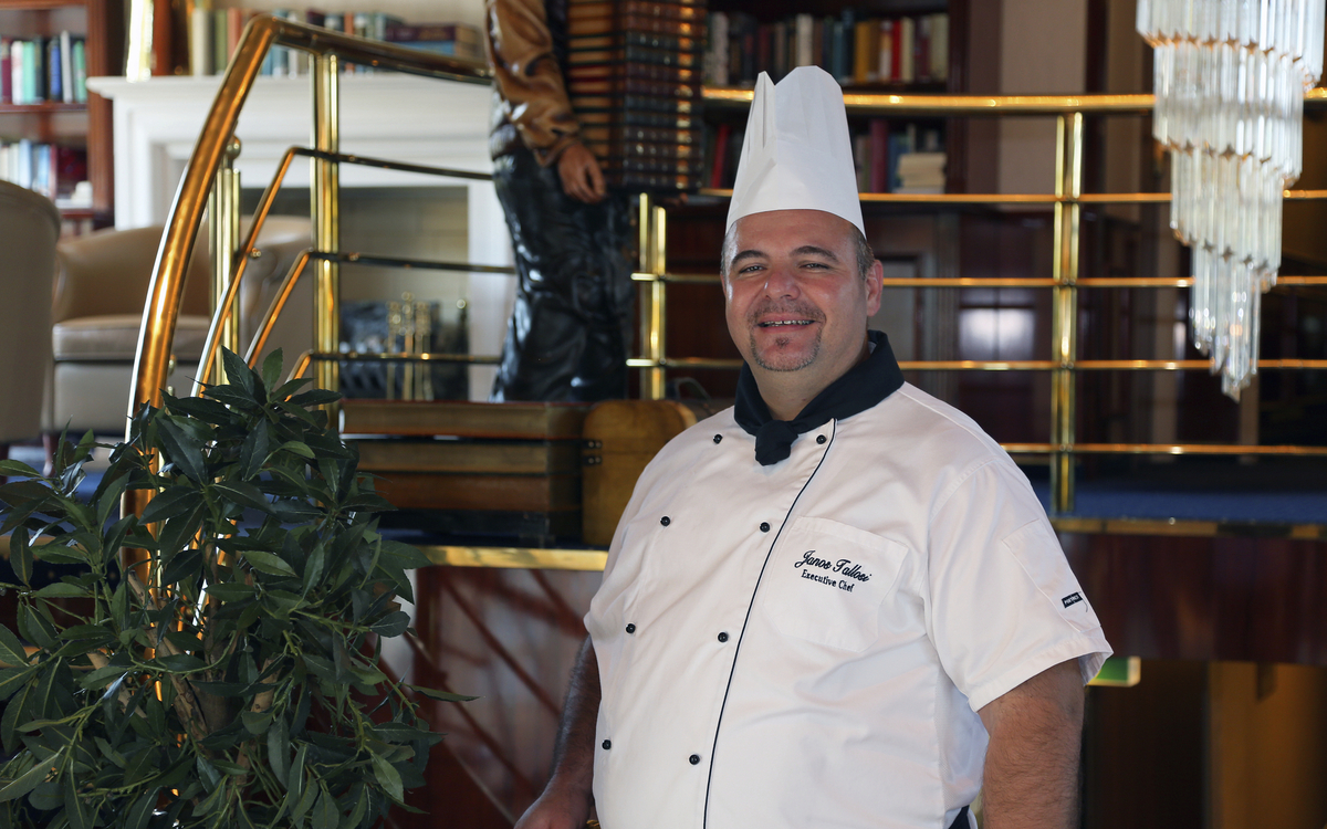 Koch auf der MS Rhein Prinzessin