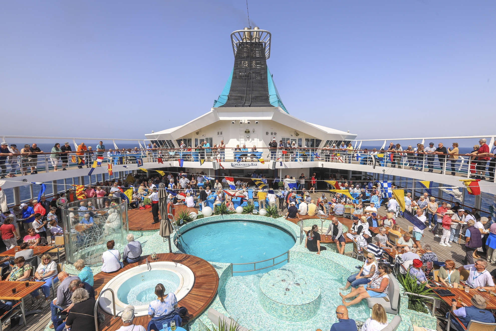 Frühschoppen, MS Artania