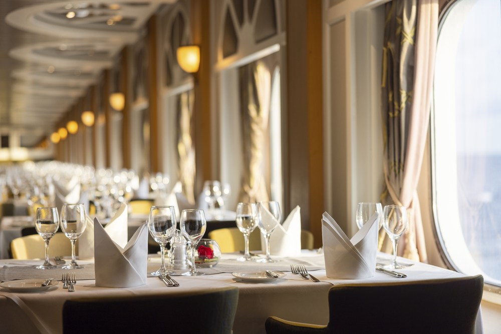 Restaurant Artania, MS Artania