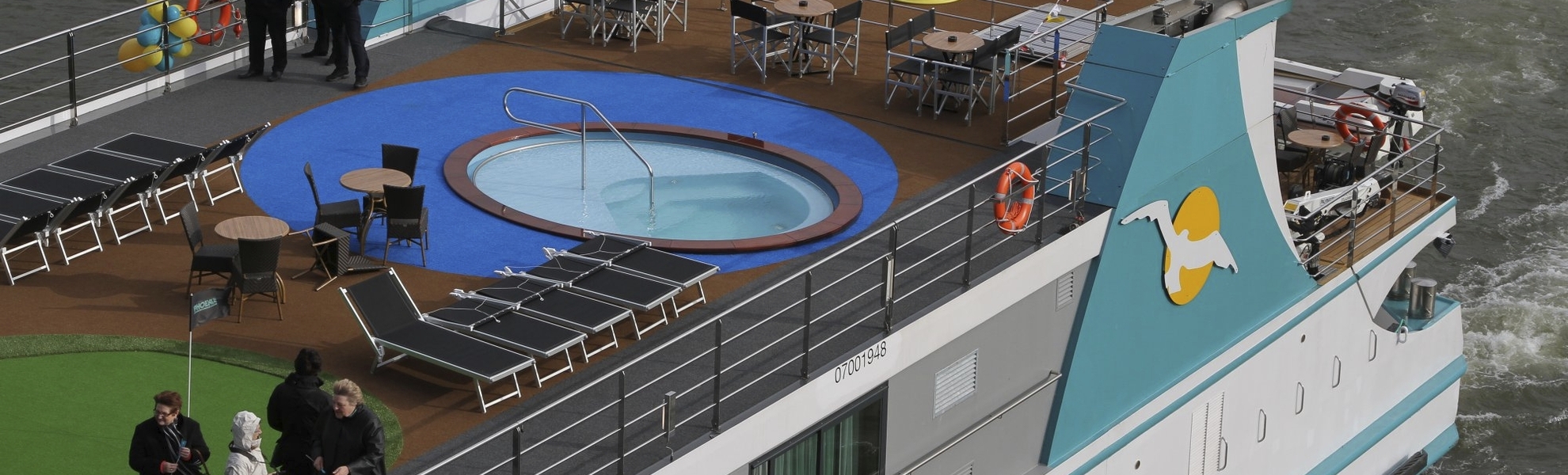 Sonnendeck der MS Amelia