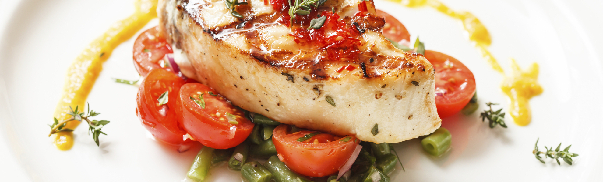 Wolfsbarschfilet auf Gemüse