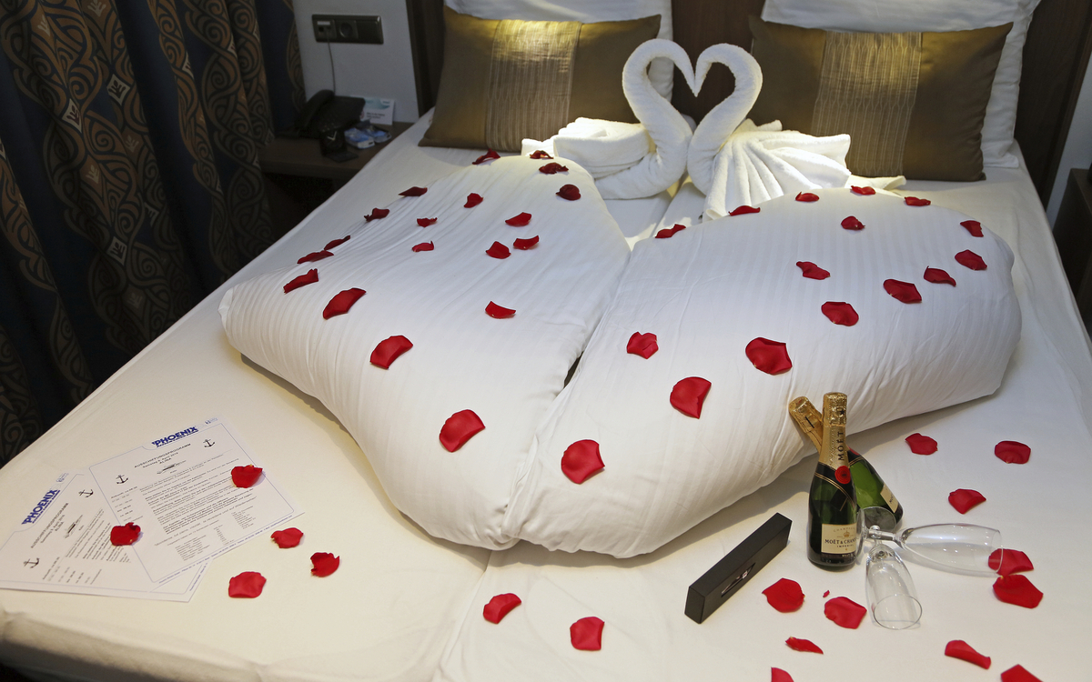 Dekorierte Kabine auf MS Alina