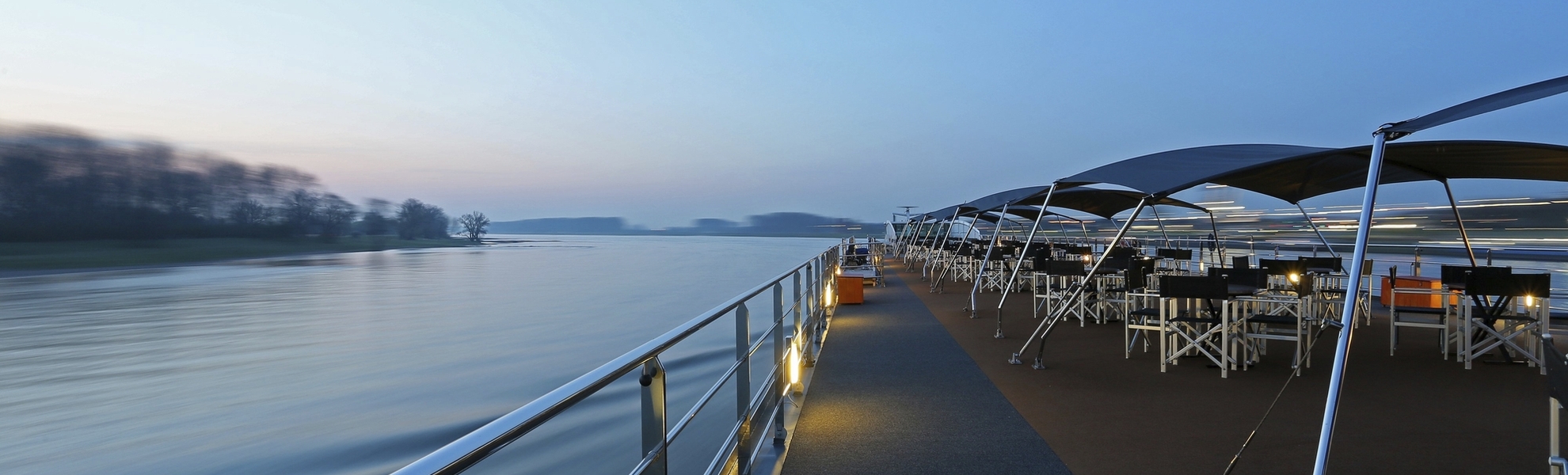 Sonnenuntergang auf dem Sonnendeck von MS Alina