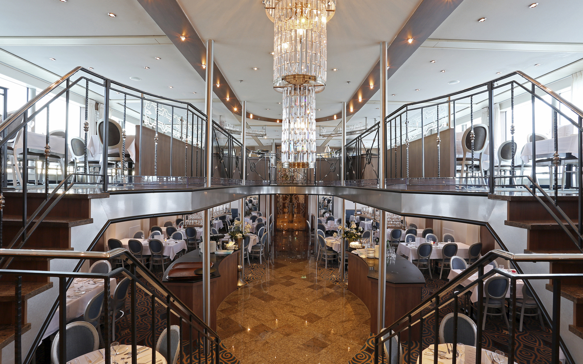 Restaurant auf MS Alina