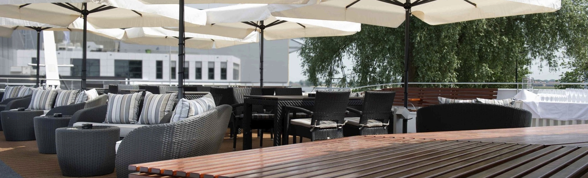 Sonnendeck der MS Anesha