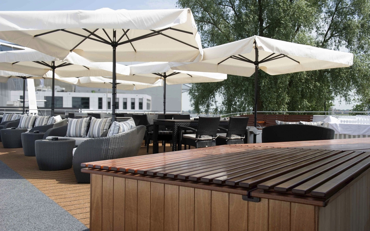 Sonnendeck der MS Anesha