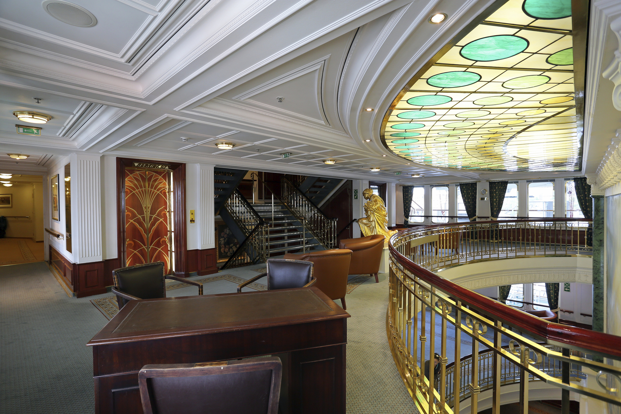 Atrium, MS Deutschland