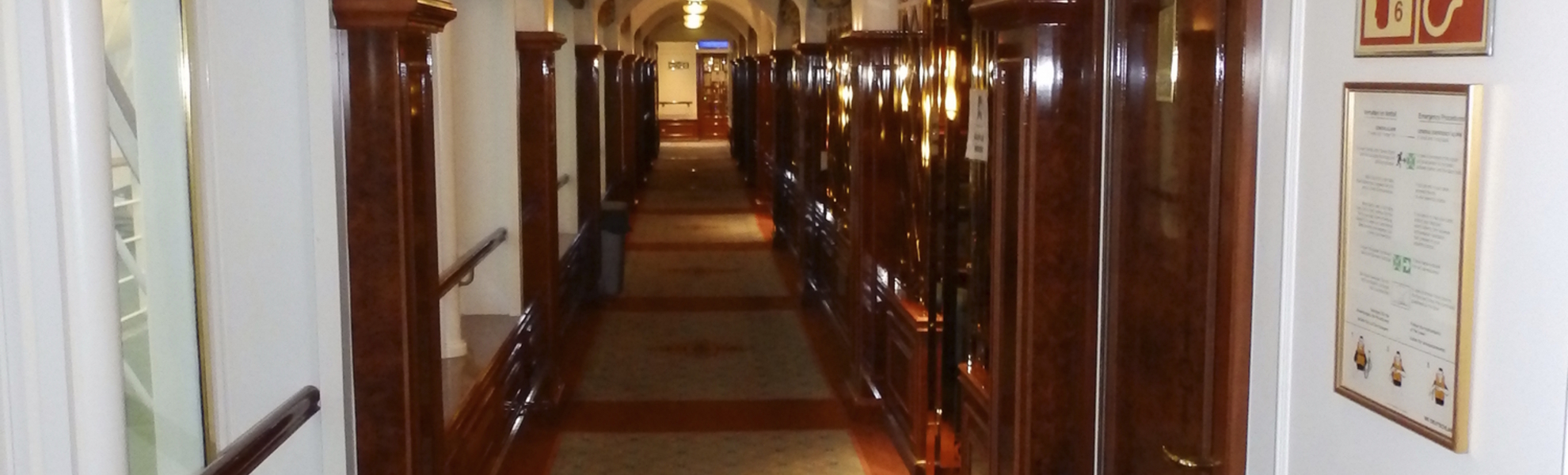 Flur, MS Deutschland