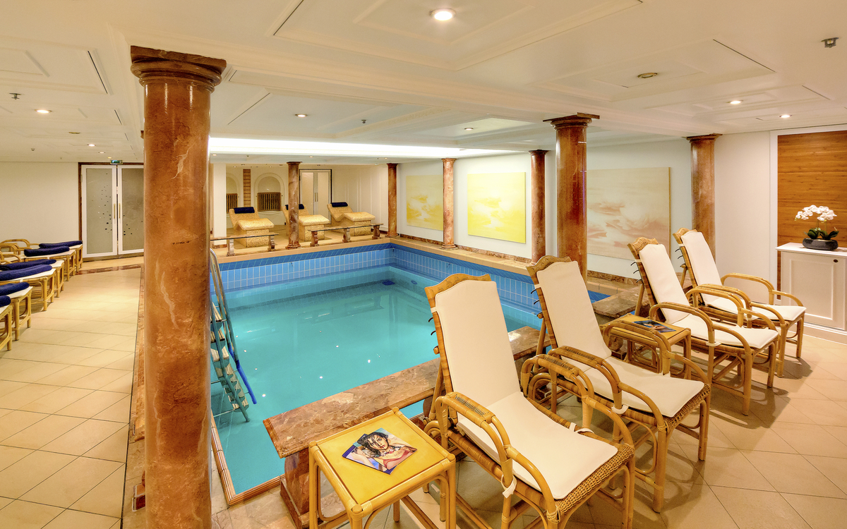 Innen-Pool, MS Deutschland