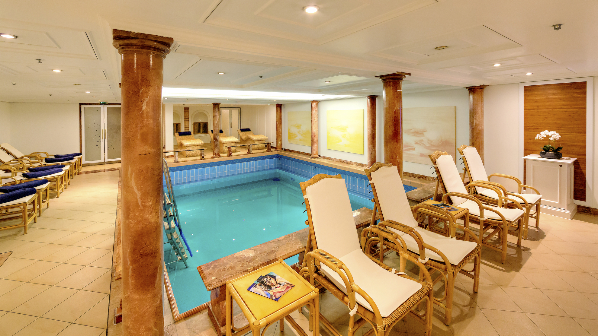 Innen-Pool, MS Deutschland