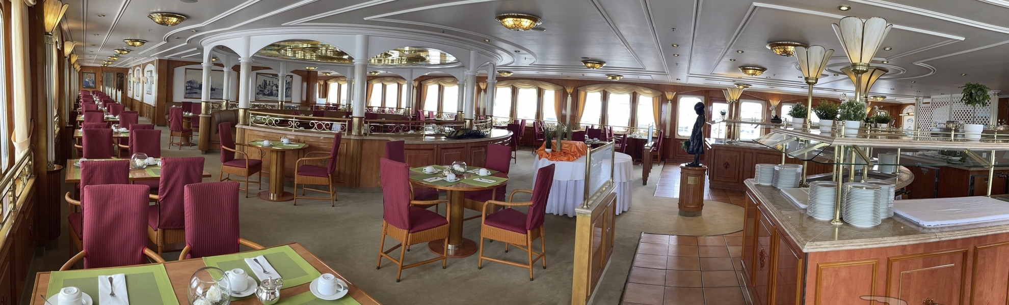 Lido-Restaurant, MS Deutschland