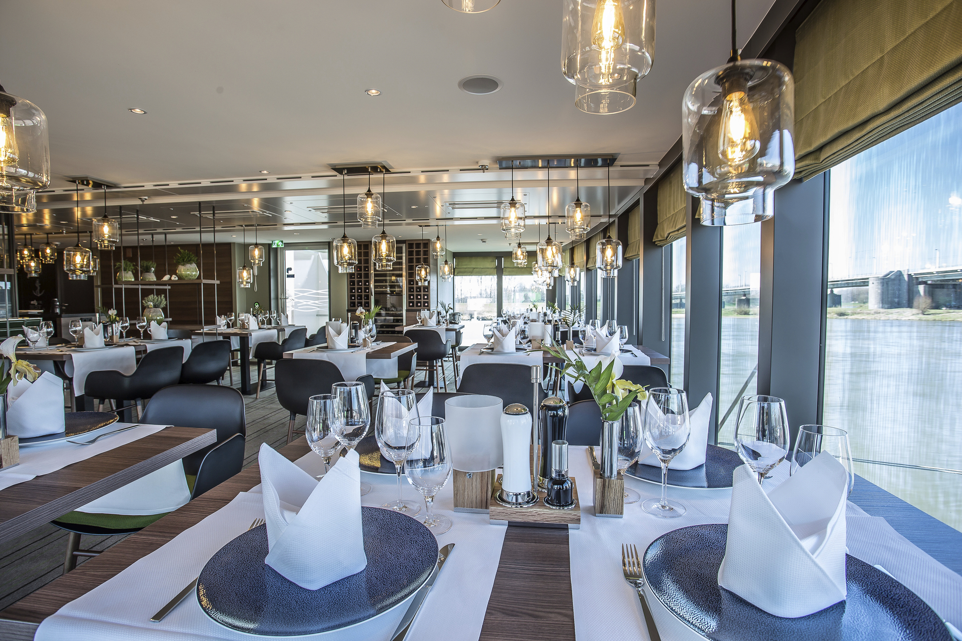 Spezialitätenrestaurant, MS Asara