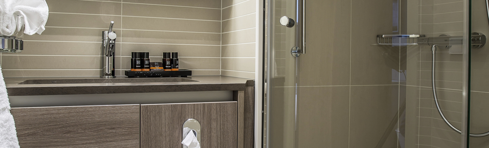 Badezimmer, MS Asara