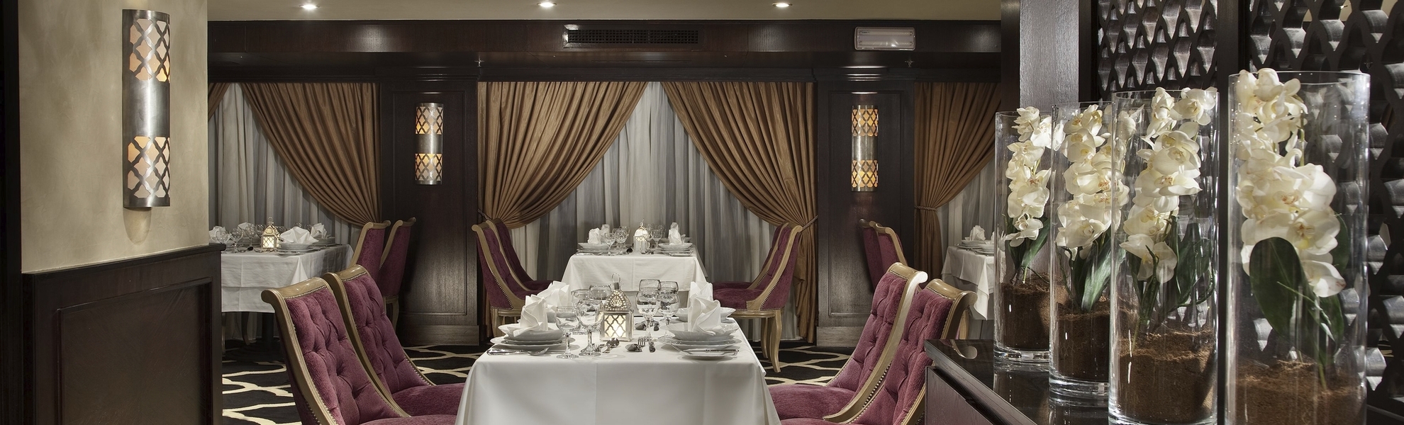 Restaurant auf dem Nilschiff MS Steigenberger Minerva