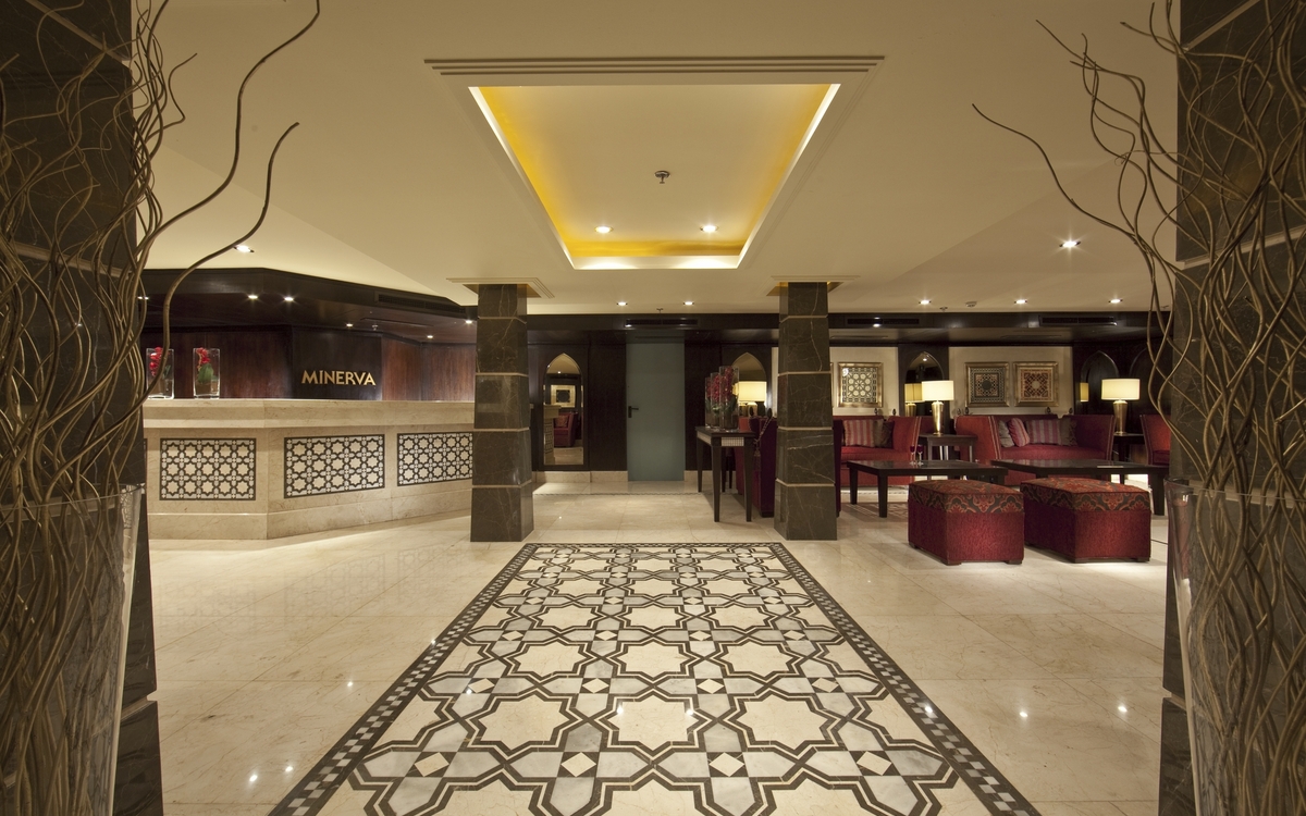 Lobby auf dem Nilschiff MS Steigenberger Minerva