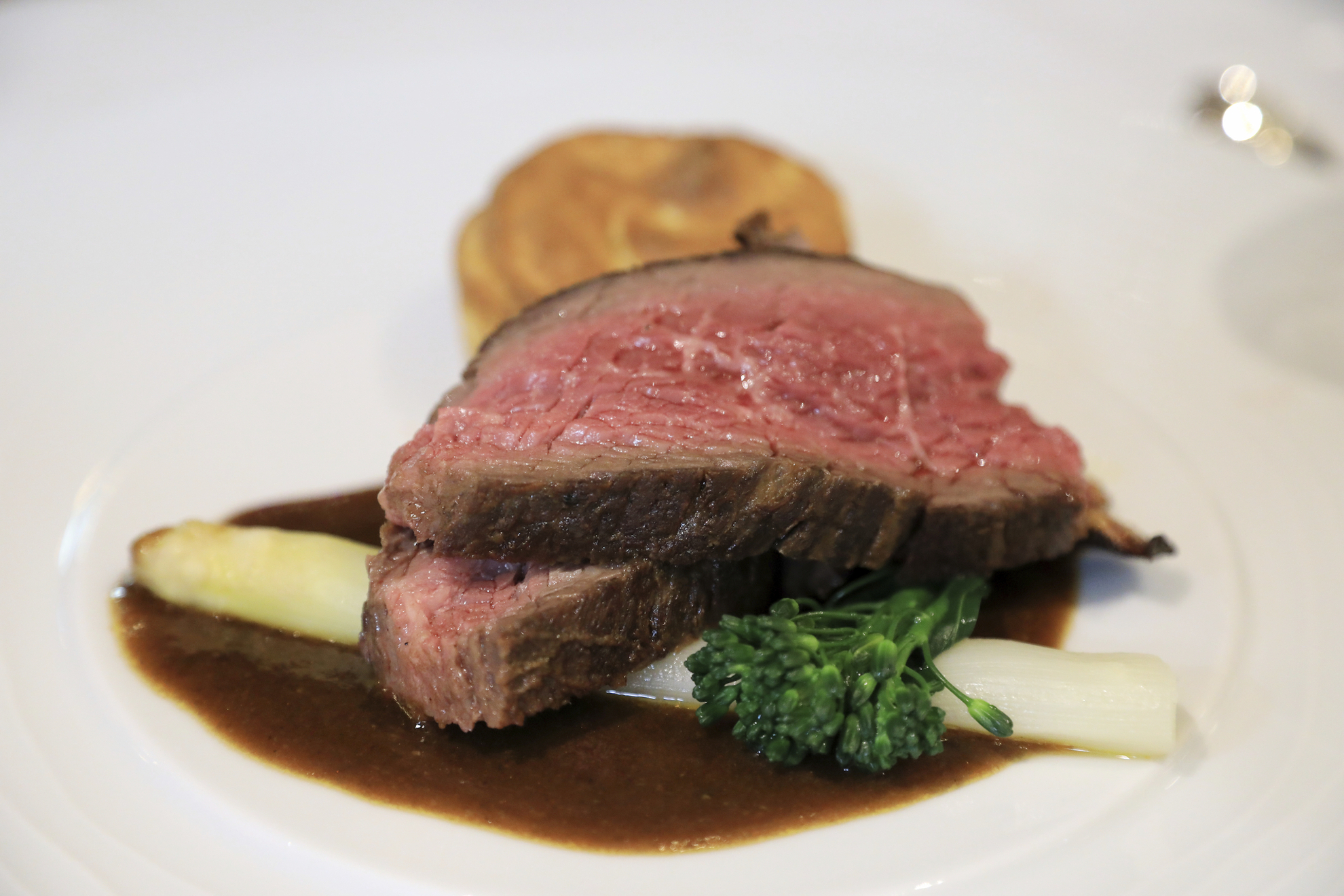 zartes Rinderfilet mit Spargel