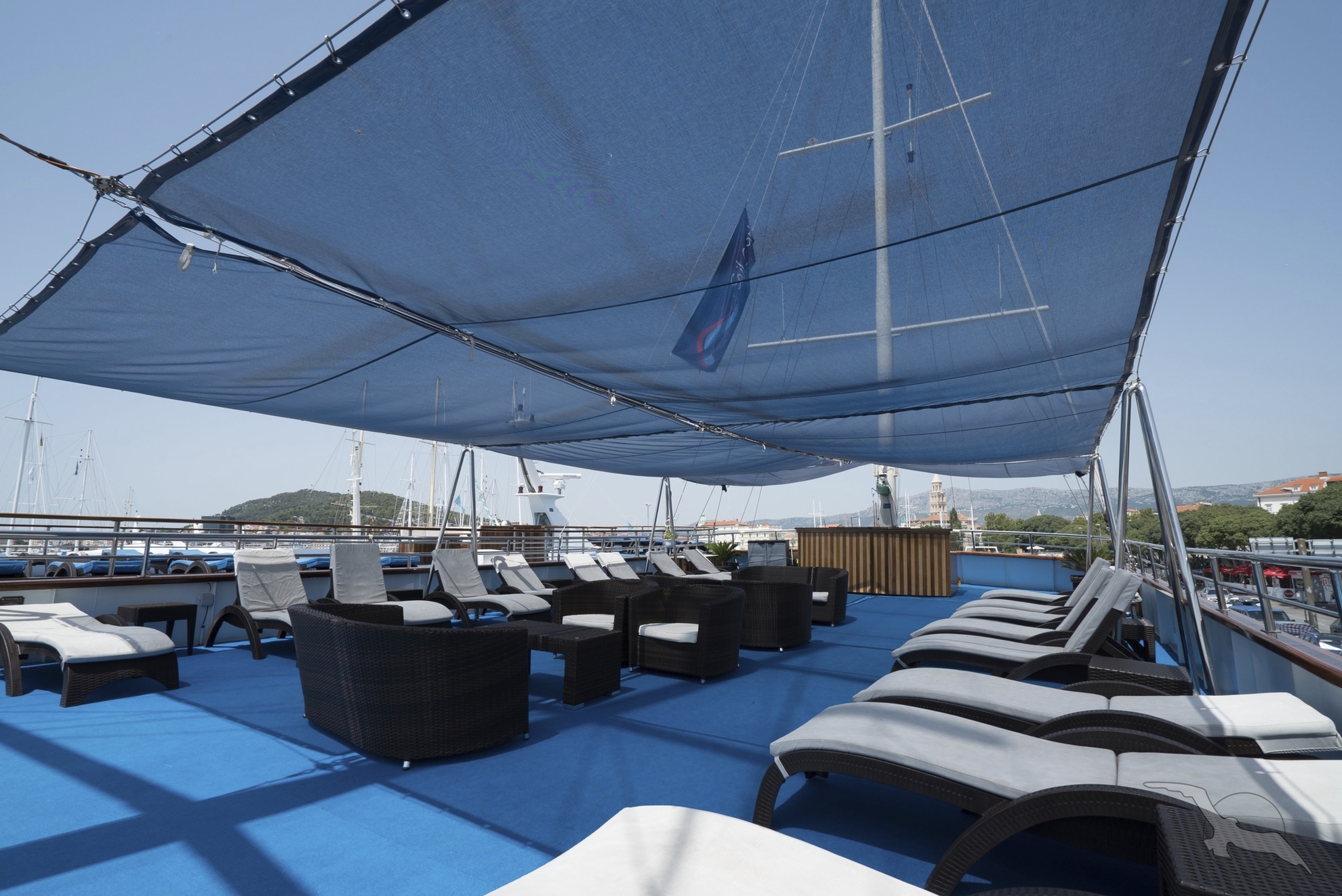 Sonnendeck, MY Paradis