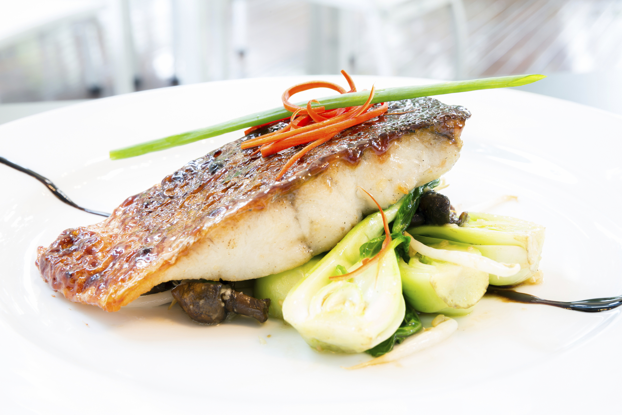 Frisch gebratener Barramundi Fisch