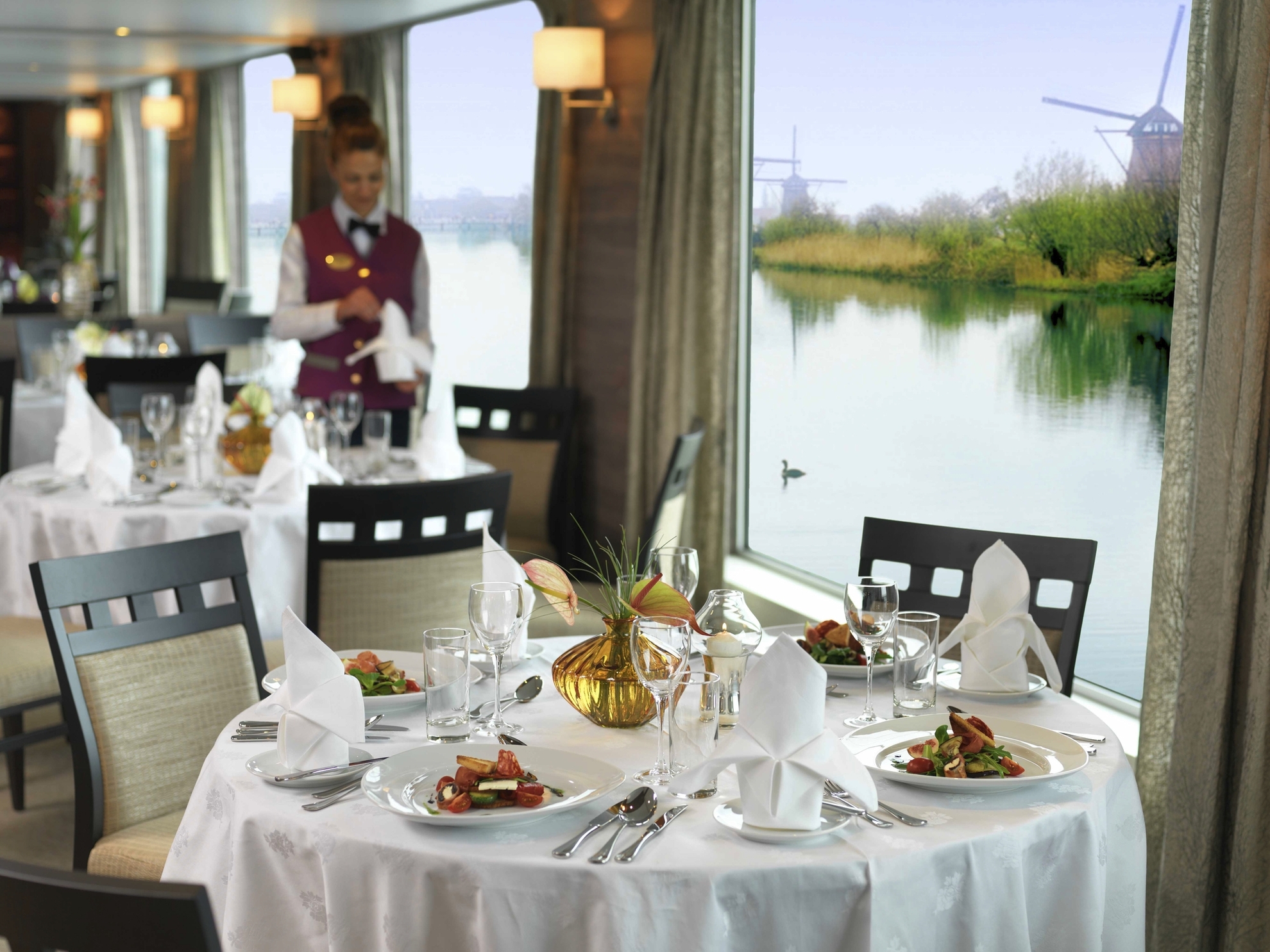 Restaurant auf dem Flussschiff MS A-Silver