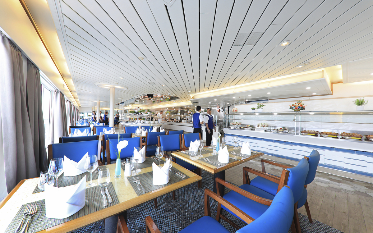 Lido Buffet Restaurant, MS Amera