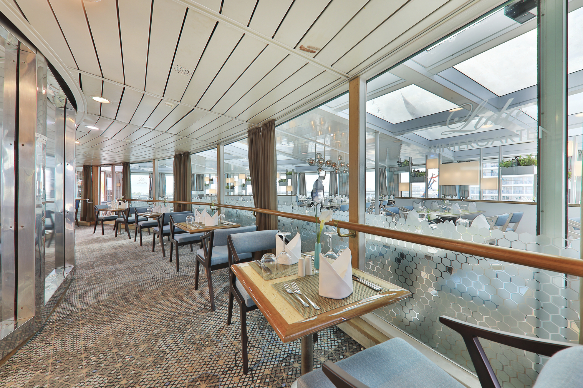 Lido Buffet Restaurant, MS Amera