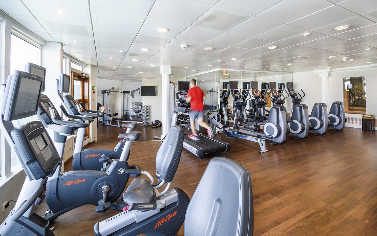 Fitness-Center, MS Amera