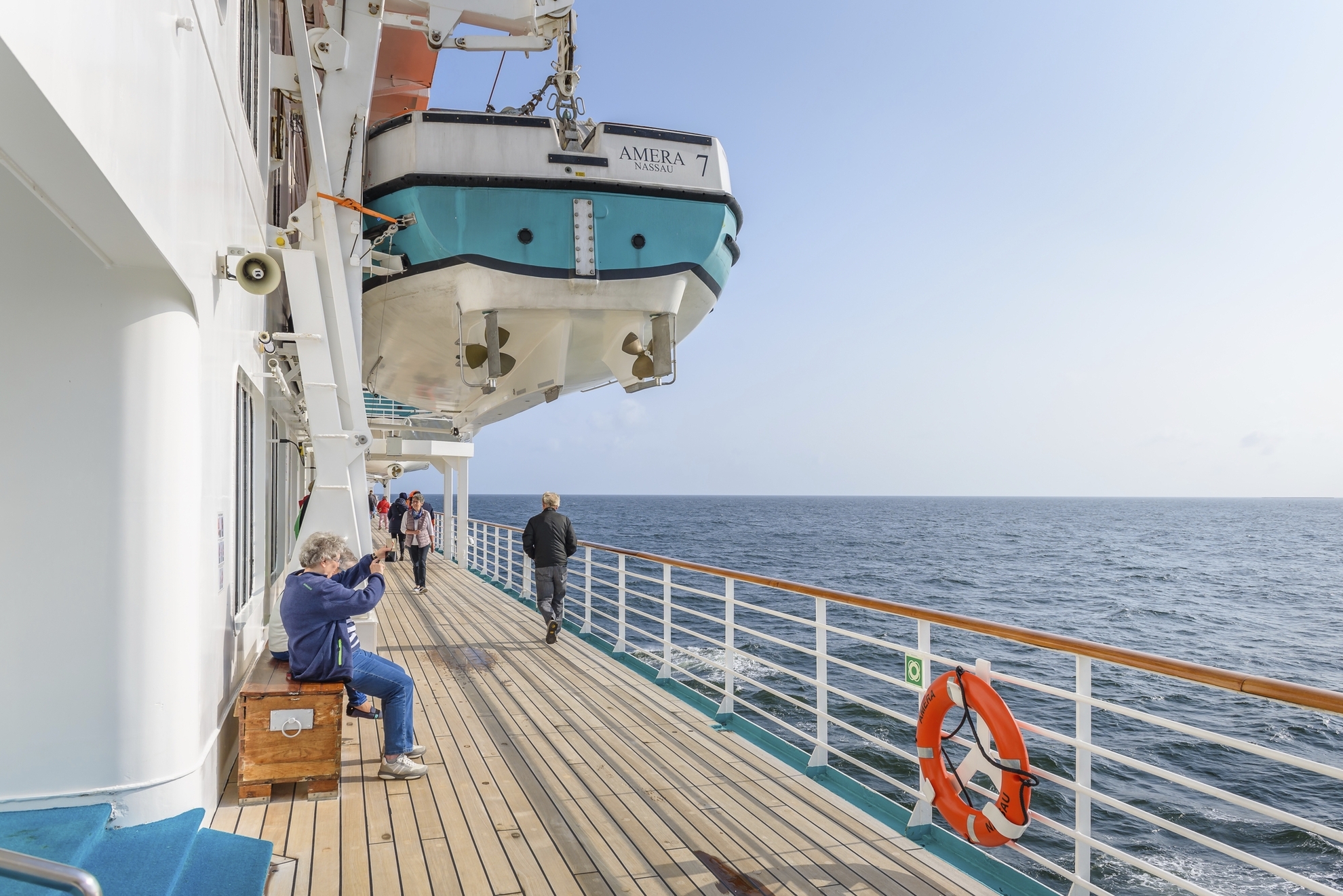 Rundumpromenade, MS Amera