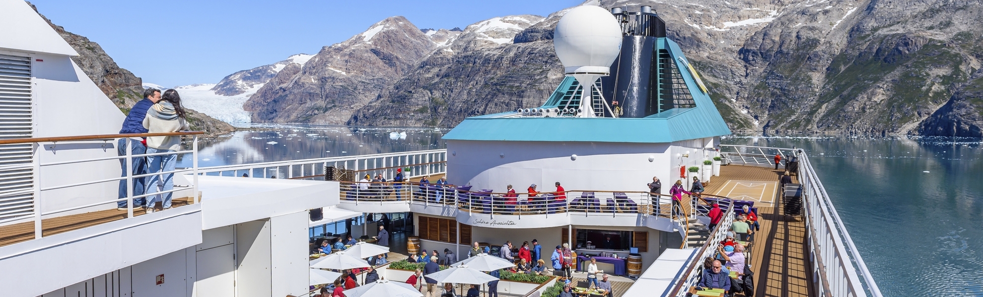 MS Amera im Prins Christian Sund