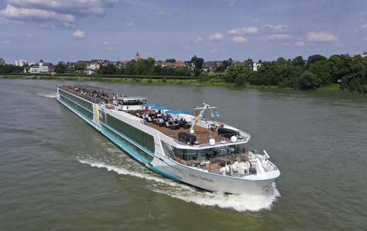 MS Antonia unterwegs auf dem