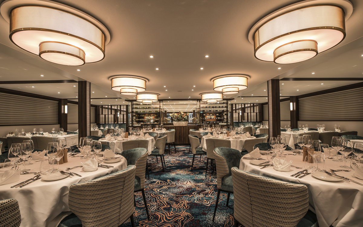 MS Annabelle, Restaurant